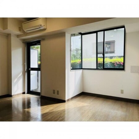 ピアレジアオヤマVの物件内観写真